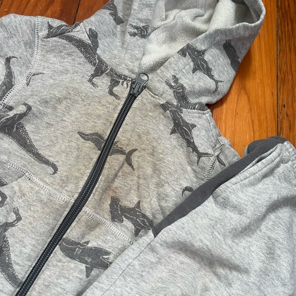 Play Clothes Bundle - Picture 8 of 9